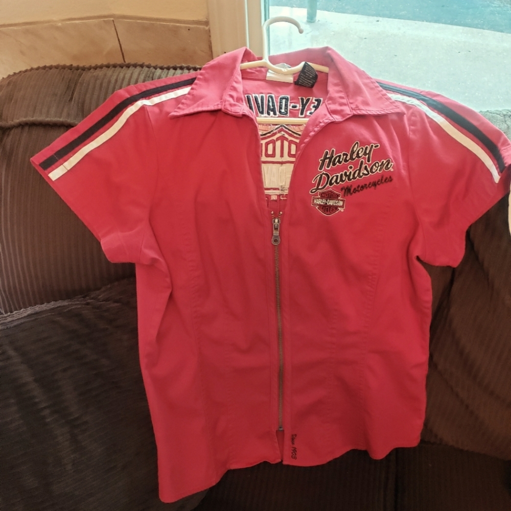 3 women's Harley Davidson shirts
